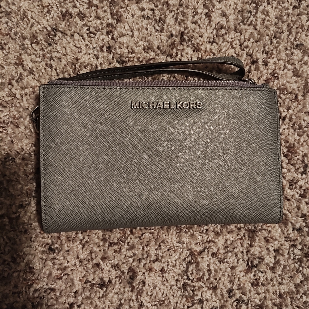 Michael Kors double zipper wristlet wallet